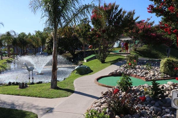 Baja Mini Golf