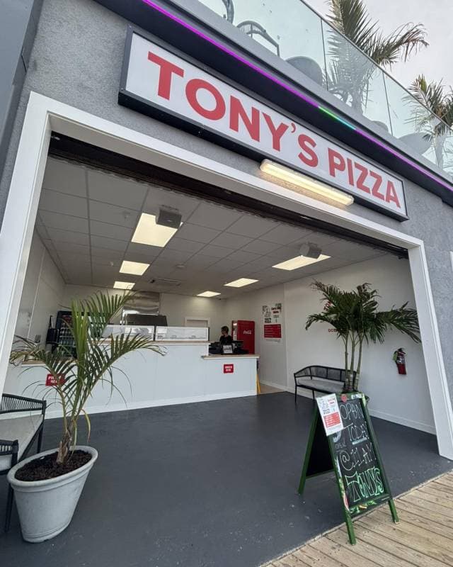 Tony's Pizza