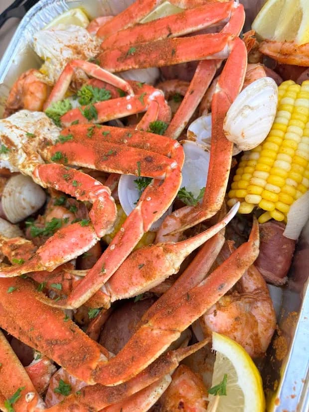 Delmarva Boil Company offers seafood boils ready to pick up.
