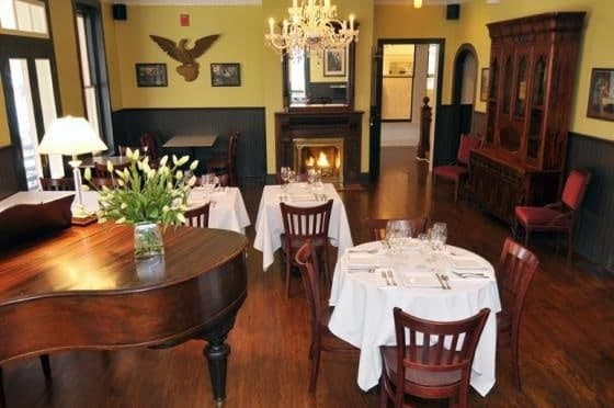 Atlantic Hotel Bistro Bar (Drummer's Cafe)
