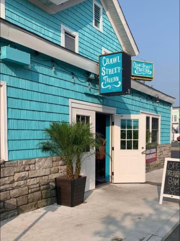 Crawl Street Tavern