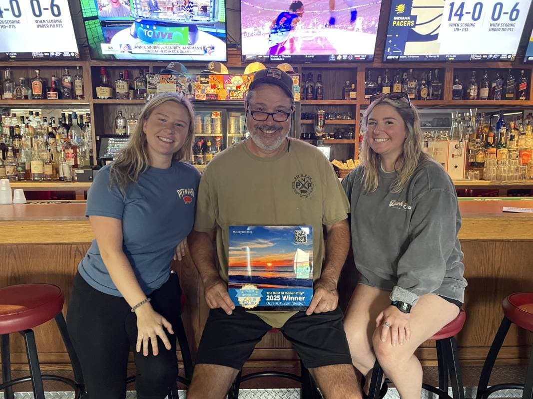 28th Street Pit n Pub - Best Sports Bar Editorial Pick