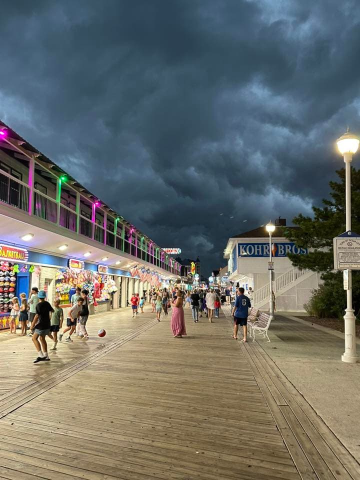 photo frday Jane Getz Taken Thurs July 31, 2025 around 8pm at the beginning of the boardwalk.
