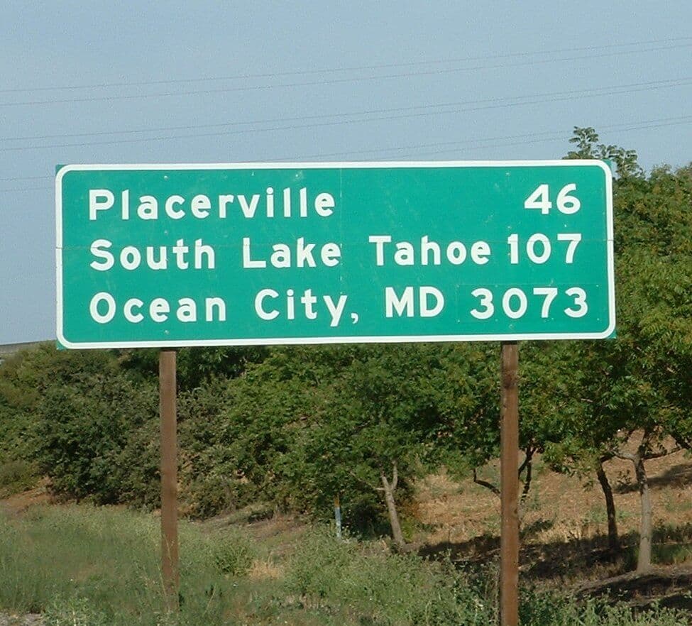 Sacramento is *how* many miles from Ocean City?