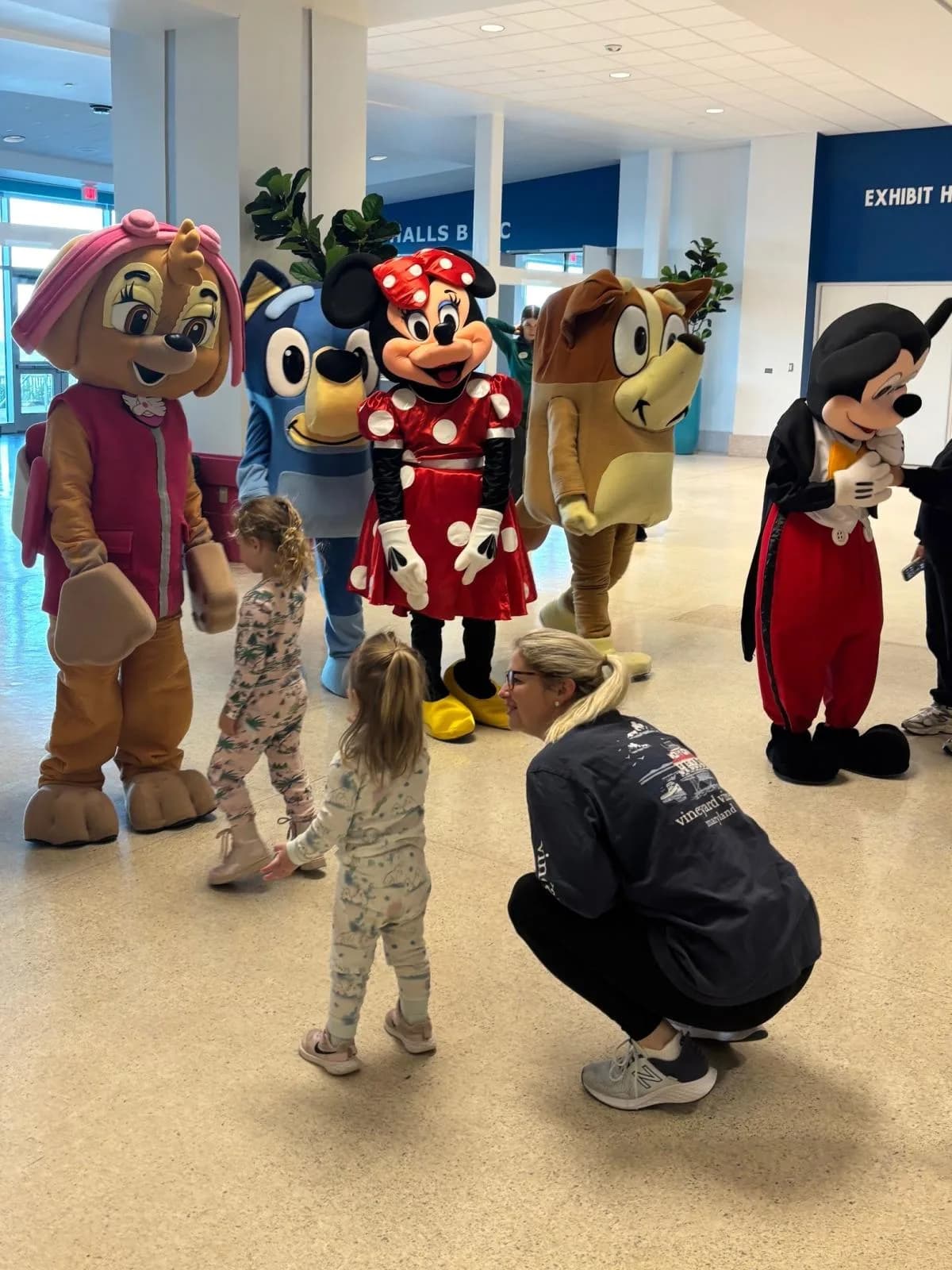 Bluey-Minnie_3591E377-CF49-D3FC-652674166BE57E13_3599211b-9646-9744-8c305dae94763b97.jpg