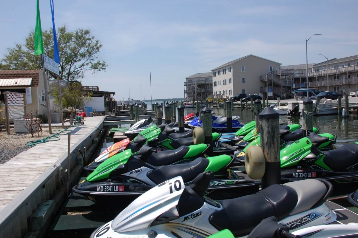 jet skis
