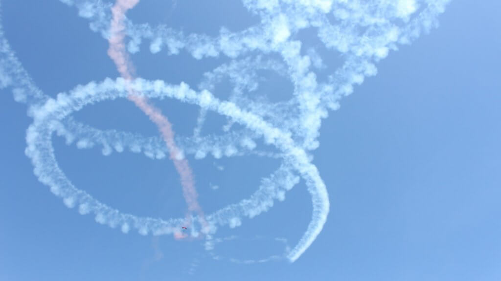 Ocean city airshow skydiver