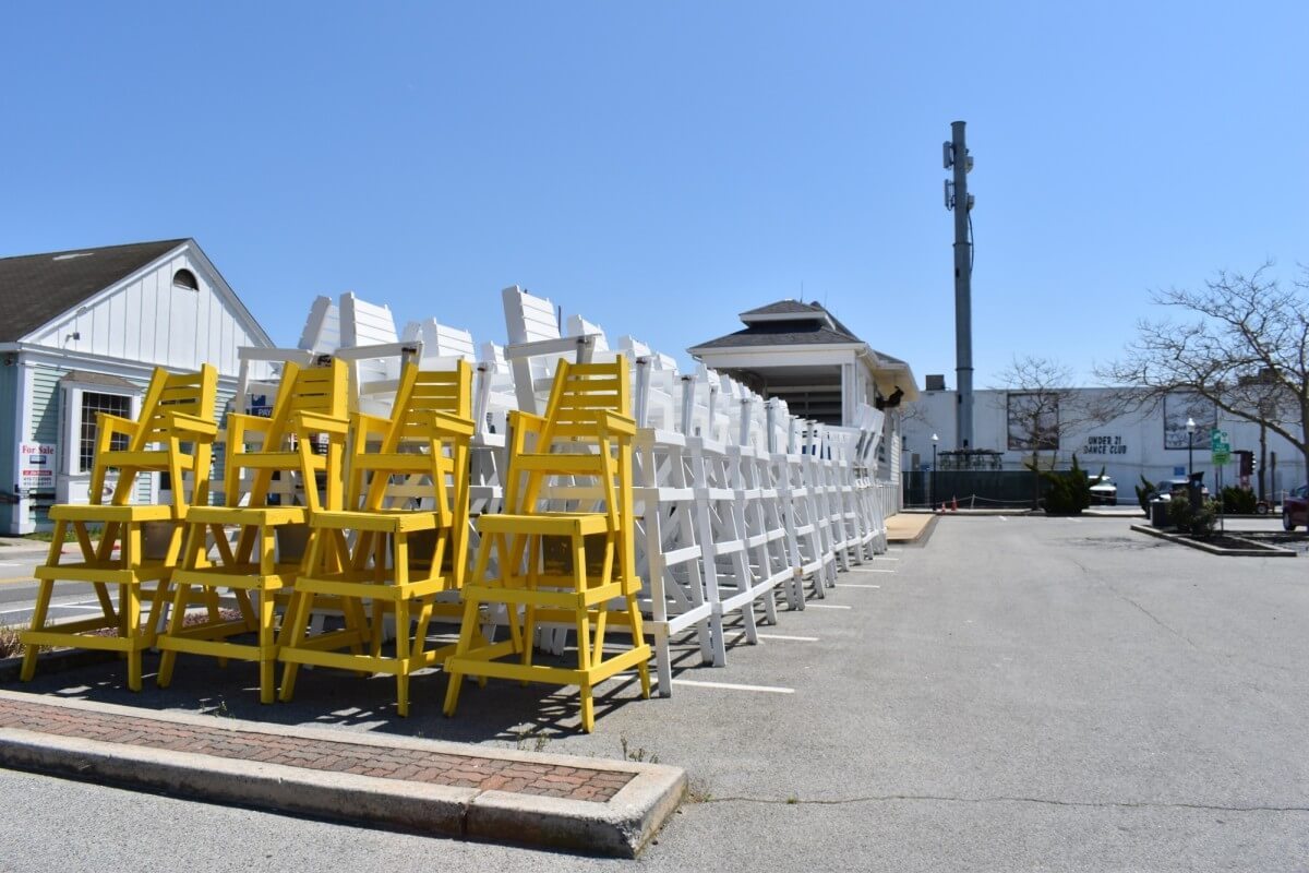 lifeguard stands