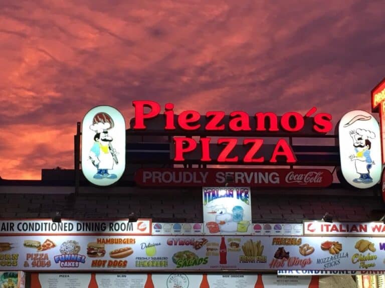 1829 piezzanos pizza2 768x576