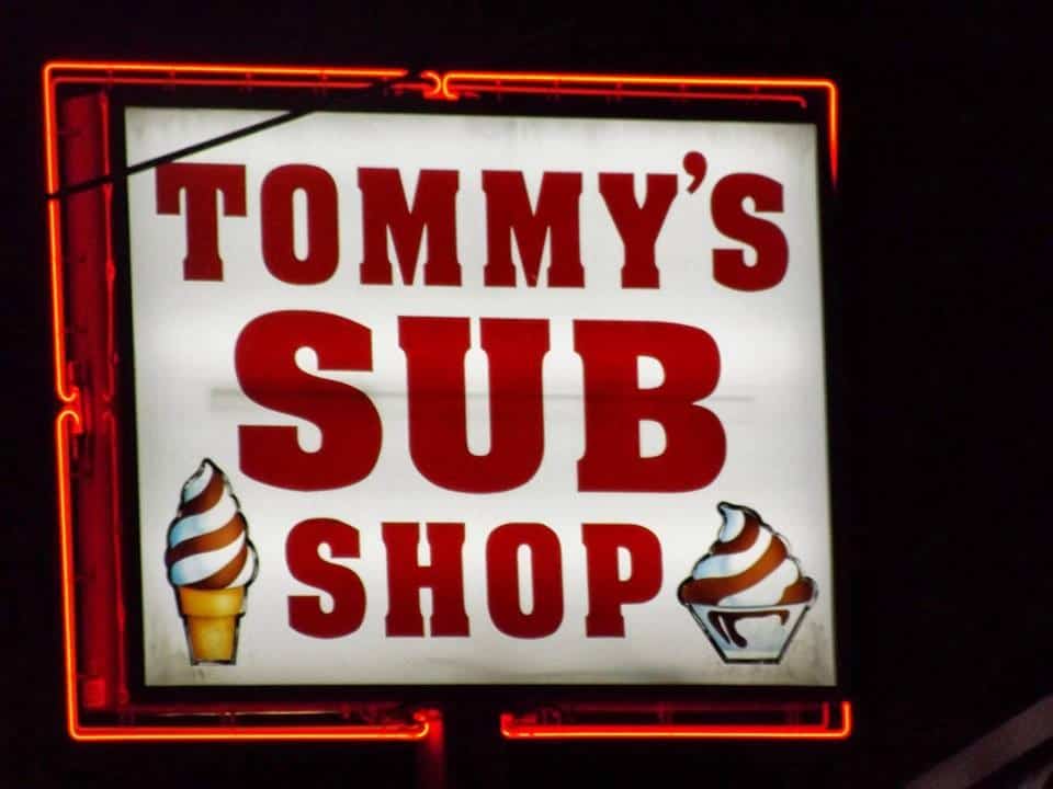 2046 tommys sub shop
