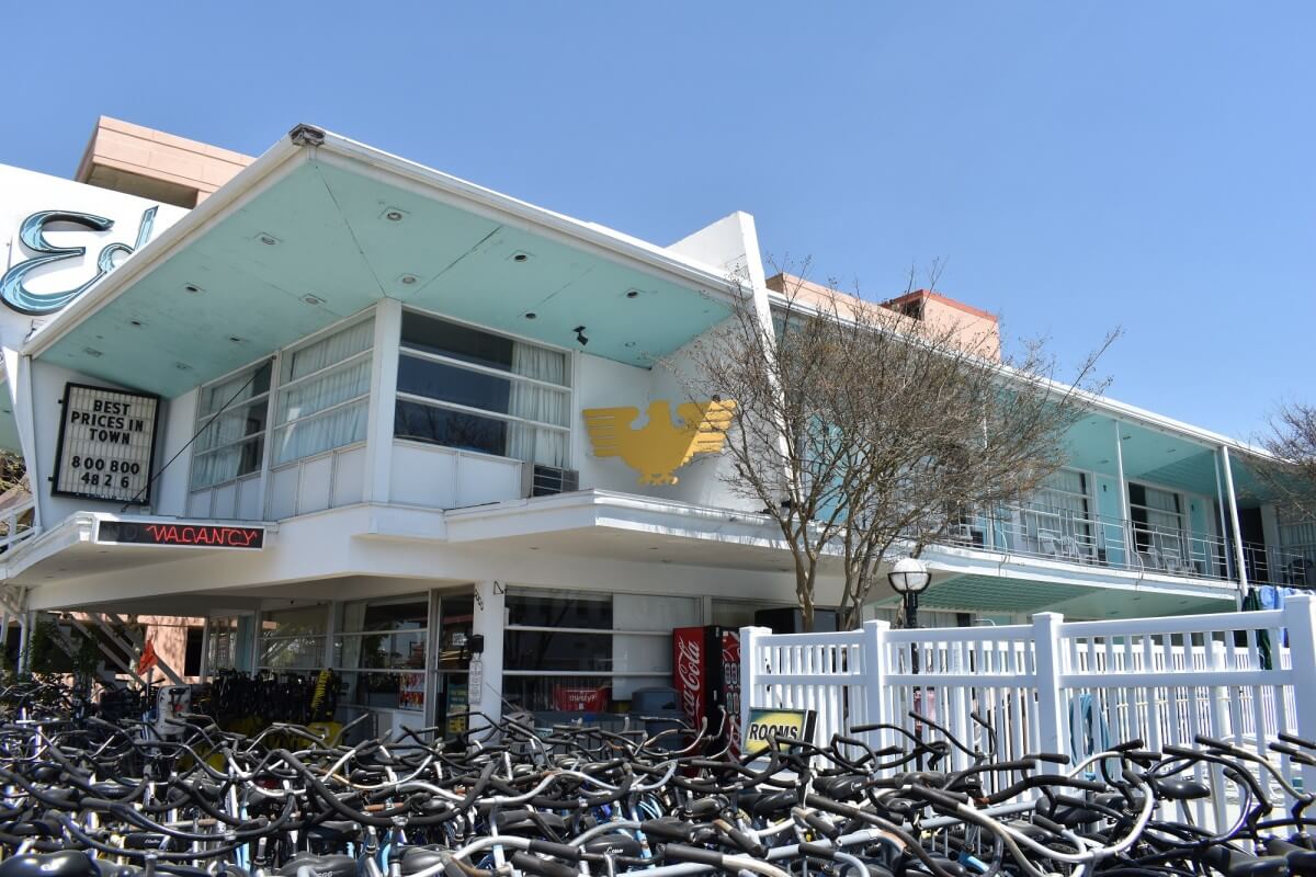 Eden Roc Motel