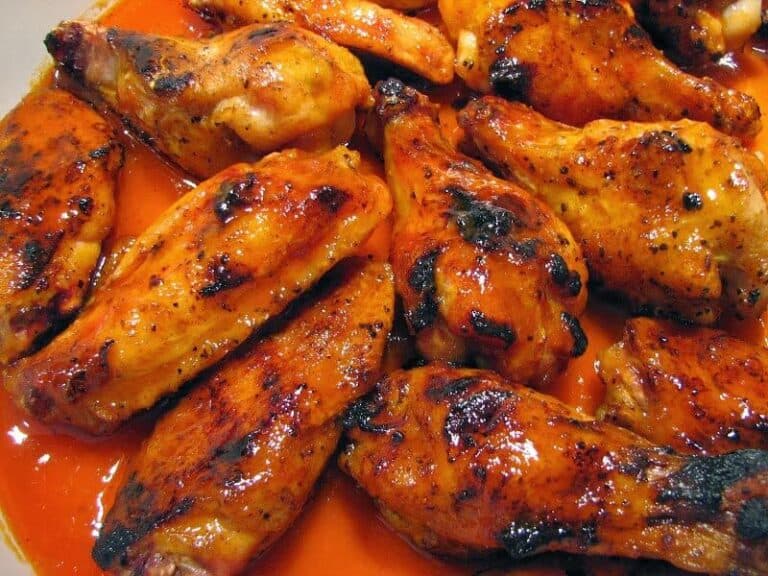 Marina Deck presents first ‘King of the Wings’ contest