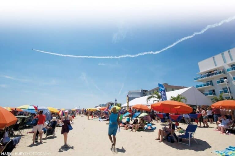 Blue Angels take Flight over OC at 2015 Air Show