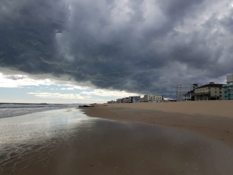 Storm Warning Issued for the Mid-Atlantic on Thursday