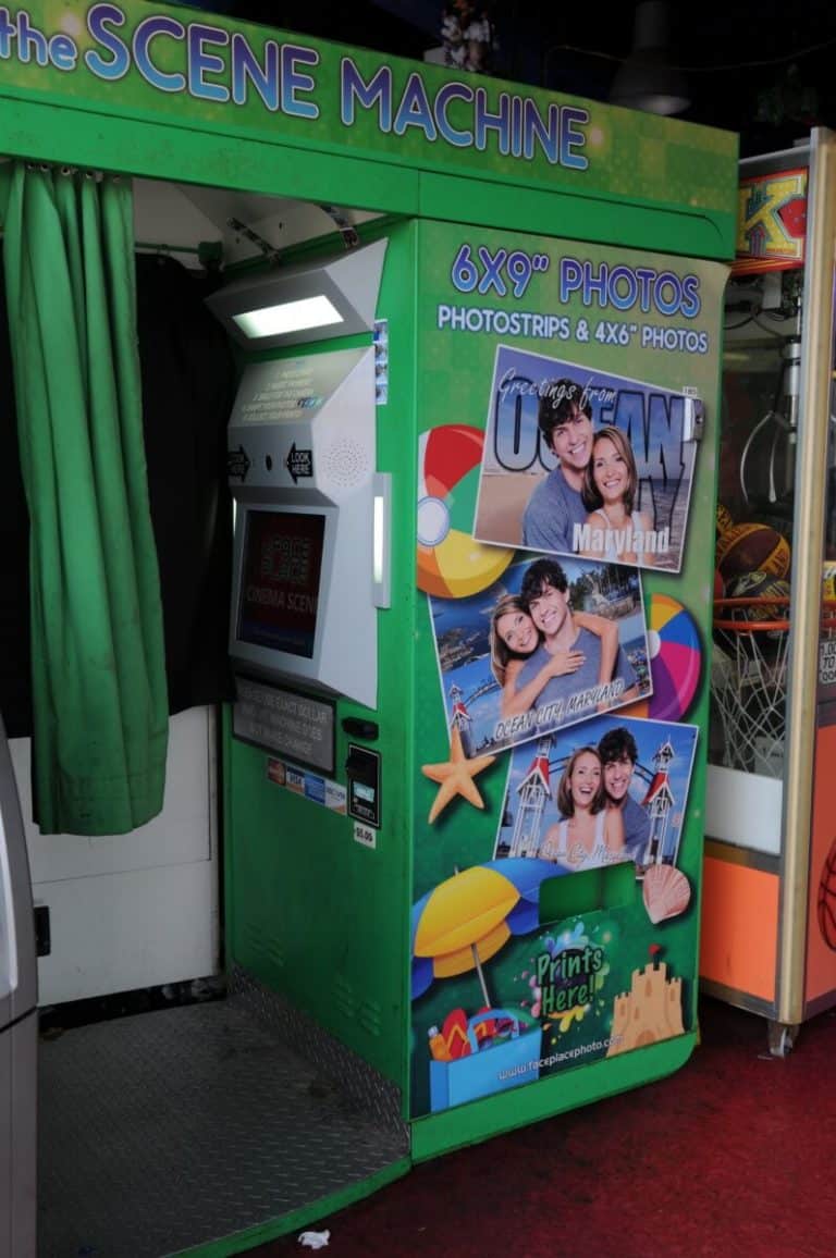 Photobooths and Summer Love in Ocean City