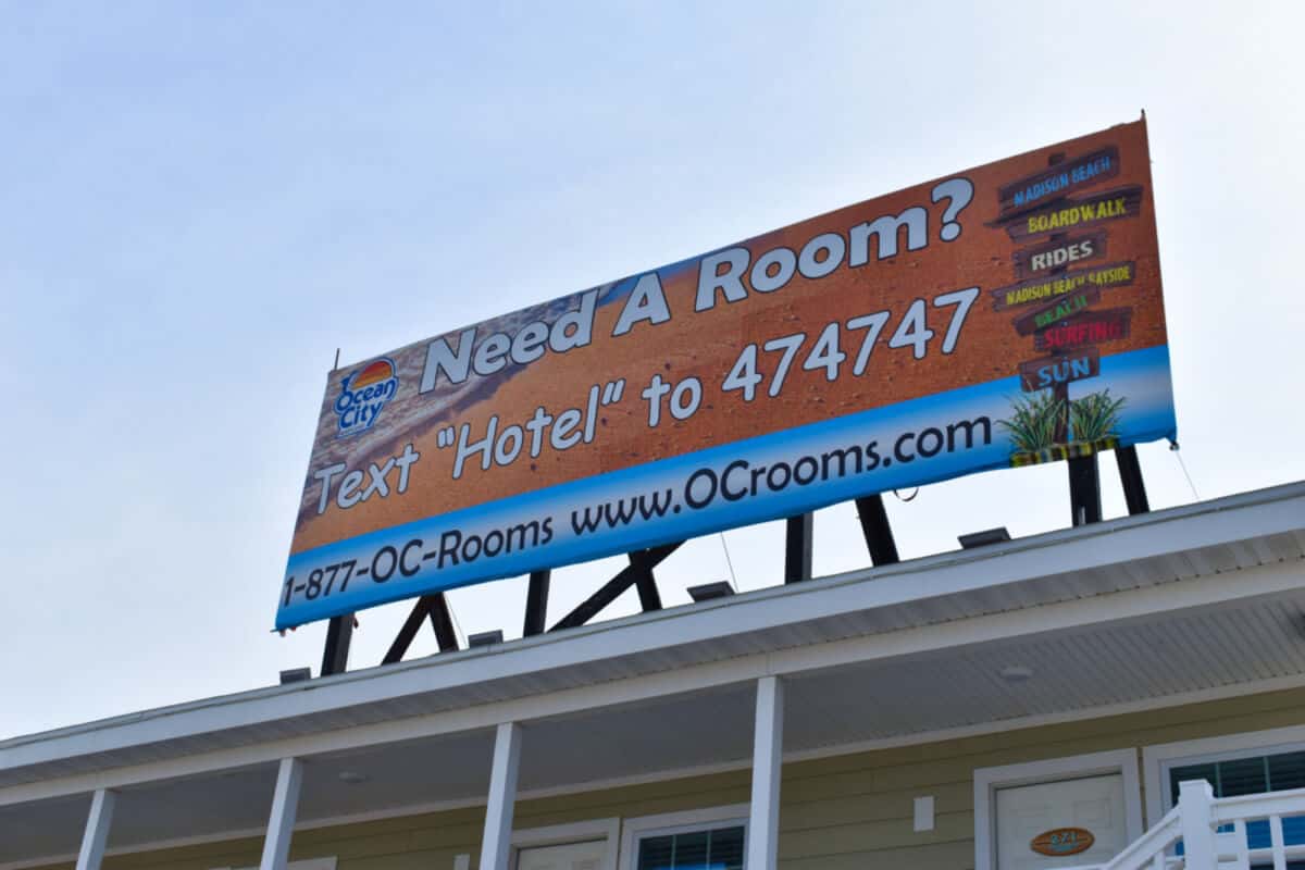 OC Rooms sign