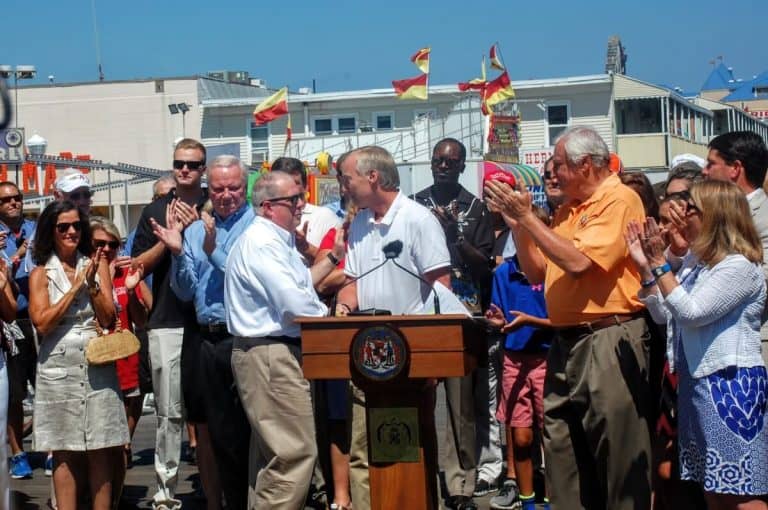 hogan and franchot supporting post Labor Day start for schools in Maryland