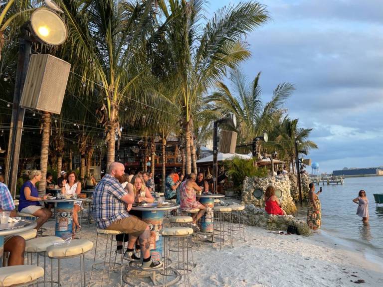 The 4 Best Waterfront Dining Restaurants in the Ocean City, Maryland