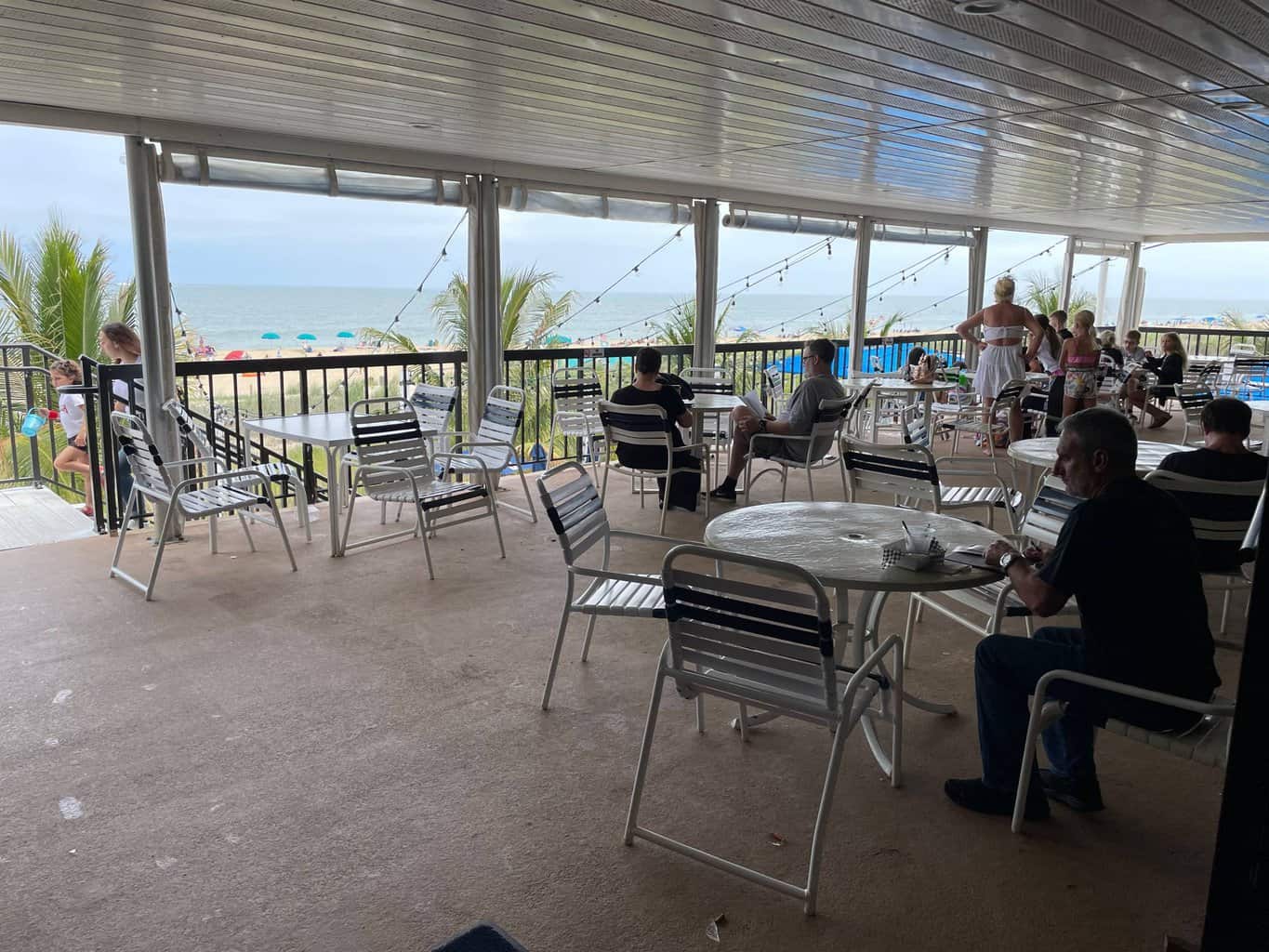 Seating area at the Fontainebleau outside by the bar and the pool