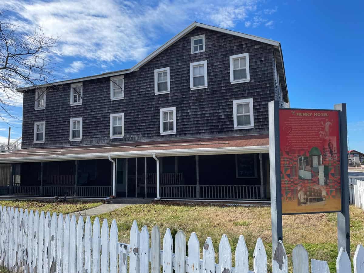 sheraton hotel ocean city md closed