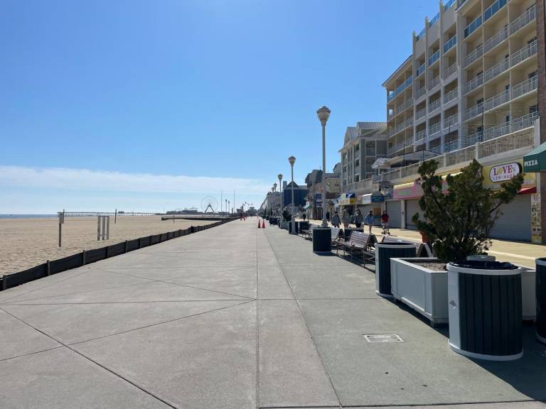 6 Reason to Visit the Ocean City Boardwalk in the Winter