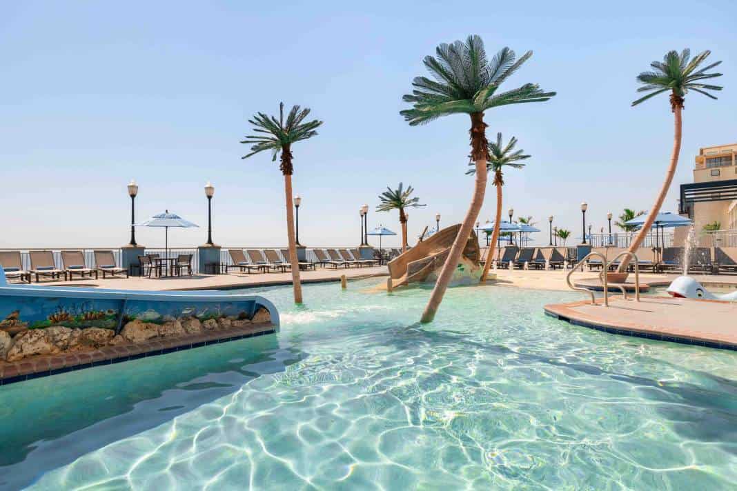 holiday-inn-hotel-and-suites-ocean-city-