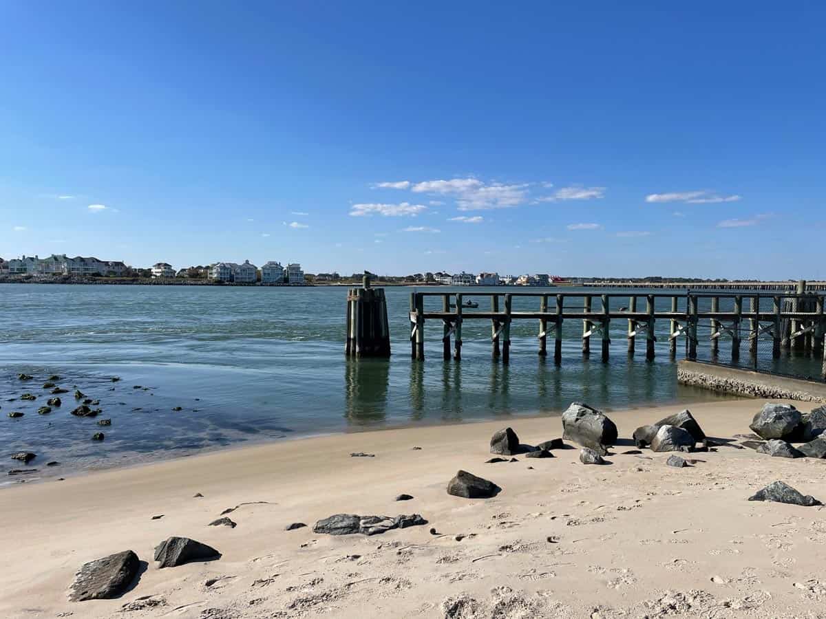 Serenity on the Shore Unwinding in an Ocean City Bayside Hotel
