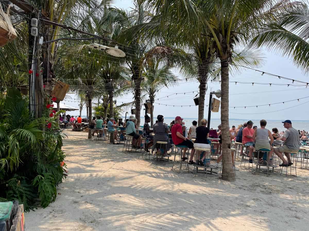 Sip, Savor, and Soak Up the Sun 9 Outdoor Restaurants in Ocean City