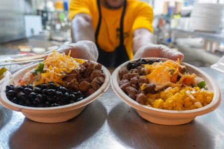 378524662 185981701182228 4492529908727855233 n 450x300