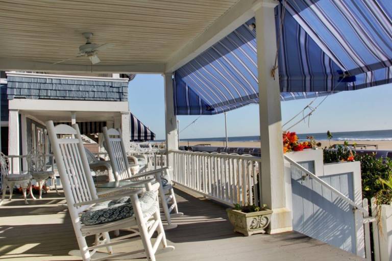 inn on the ocean front porch rockers 768x512