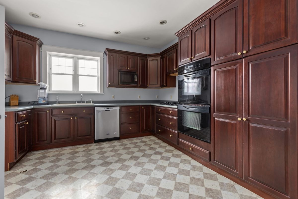 lyaqev0q2wcpebi2vezt