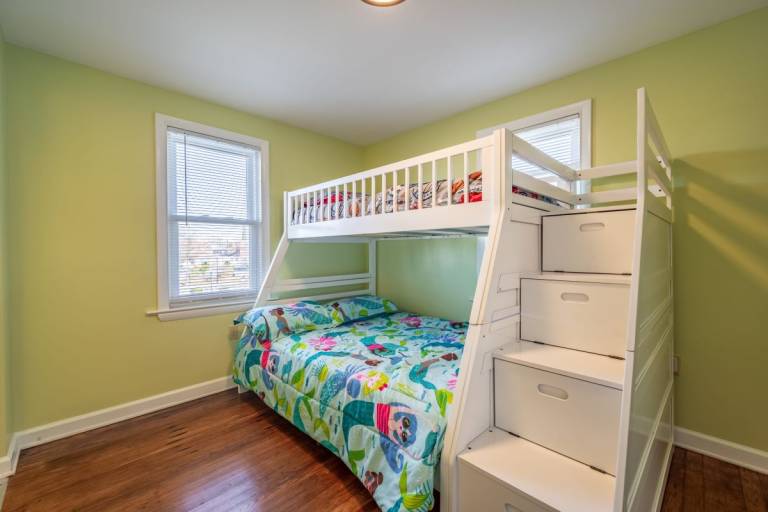 mnwvyrutzwlobornwhew 768x512