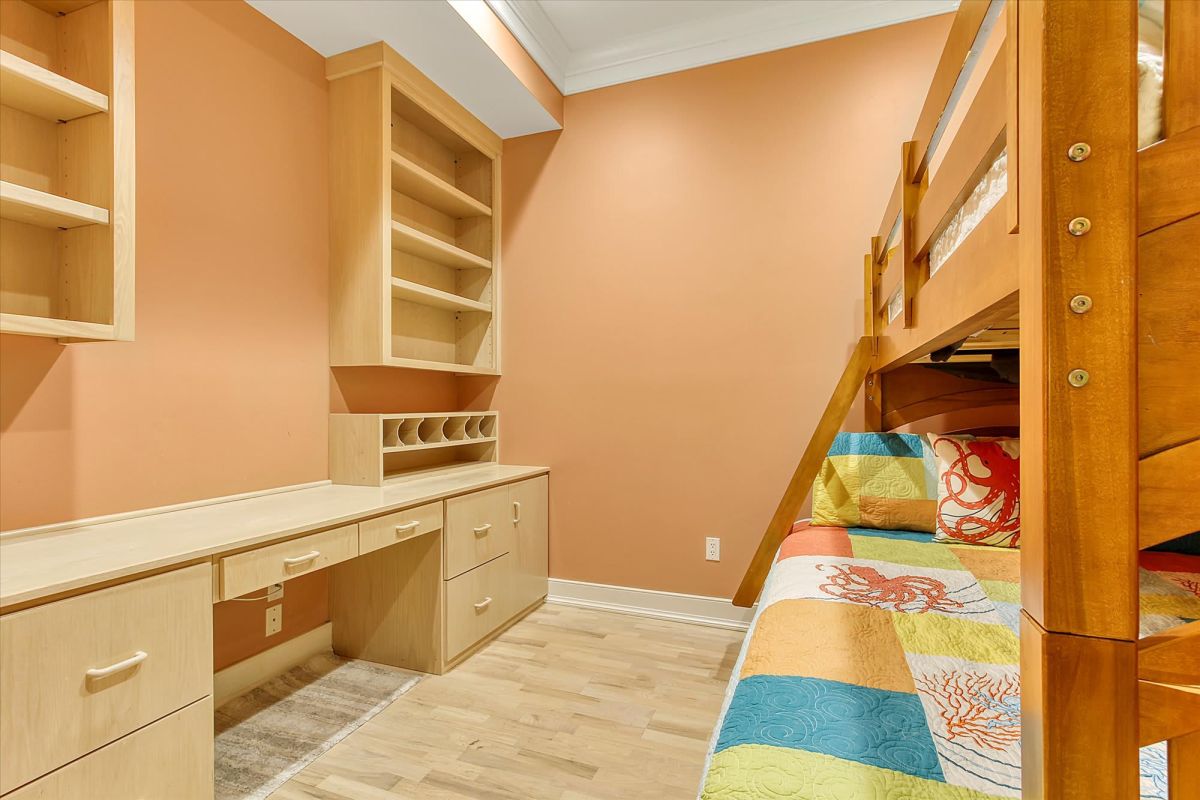 ua4t5dutdbuy6buisdr8