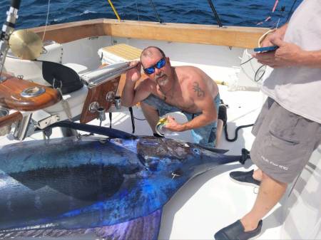 stone cutter blue marlin 897.5 pounds white marlin open