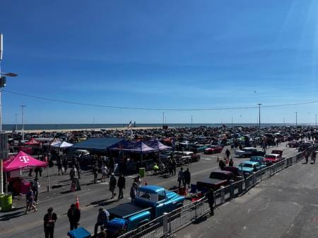 Endless Summer Cruisin event at Inlet parking lot