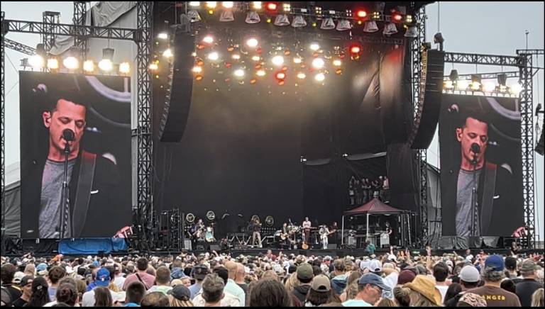 2024 Oceans Calling OAR performing