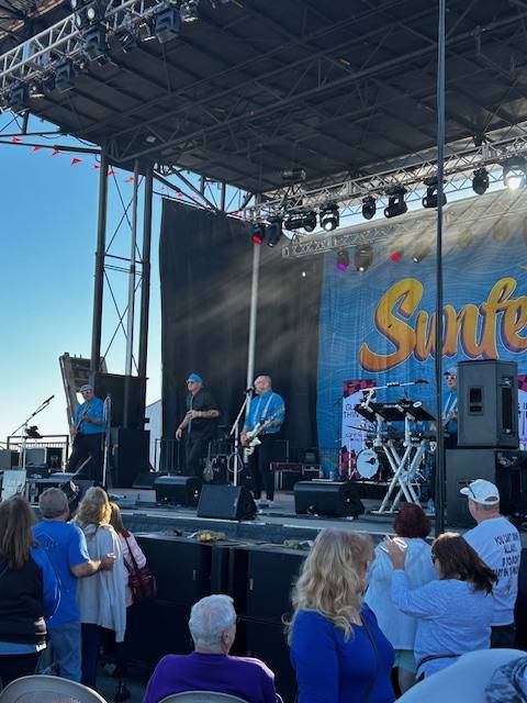 Sunfest band performing