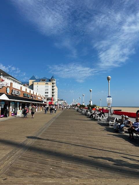 quiet boardwalk in Ocean City