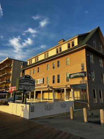 Shoreham Hotel and Shenanigans on early morning sunrise
