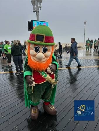 Shamus on the OC Boardwalk. Mascot of Shenanigans Bar and Grille