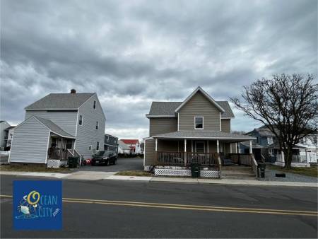 Spring Houses on Dorchester Street