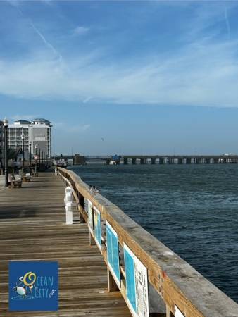 Bayside water view from 4th Street