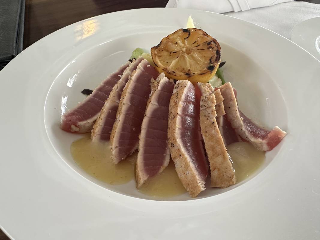 seared tuna w citrus glaze at the hideaway by seacrets