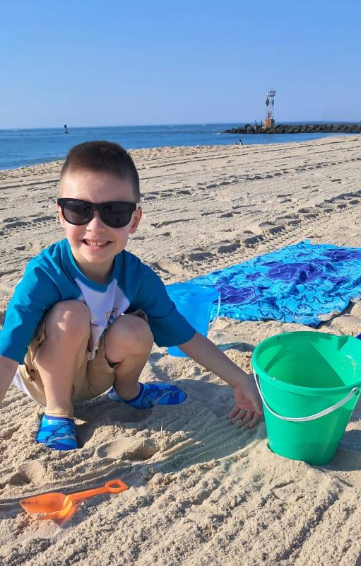 photo friday kid on beach