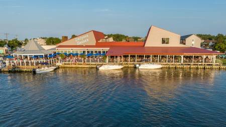 Harpoon Hannas view 450x253