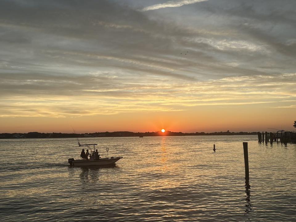 photo friday sunset boat