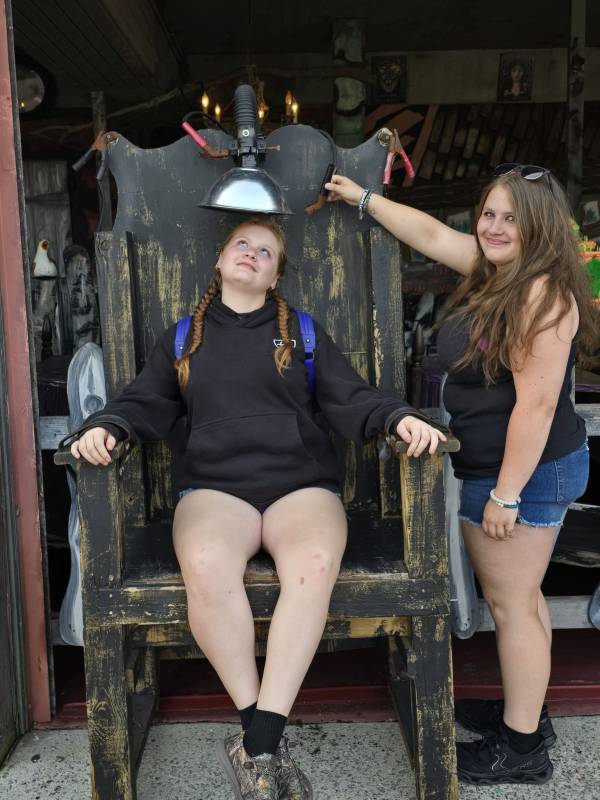 Photo Friday Haunted House