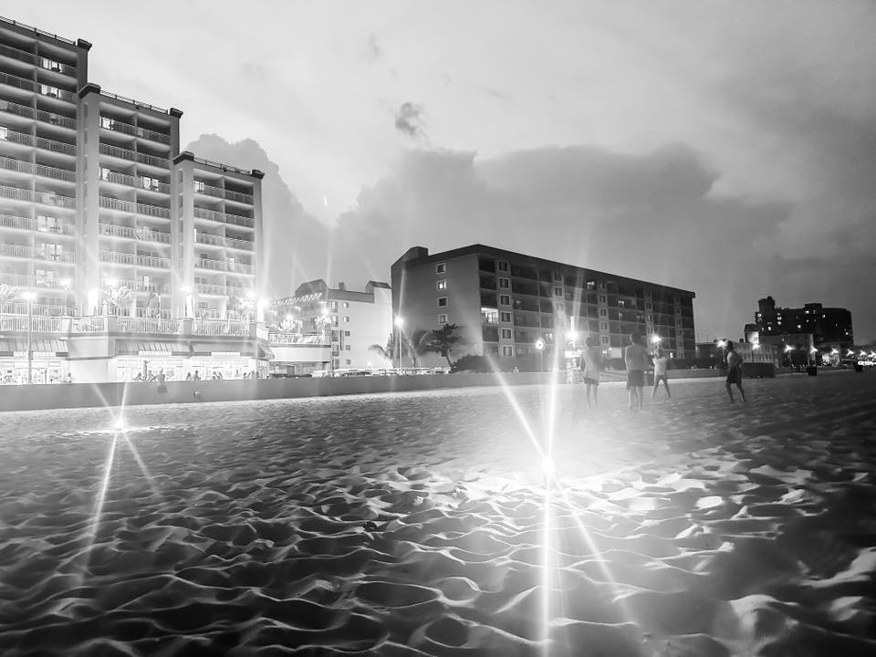 photo friday black and white beach