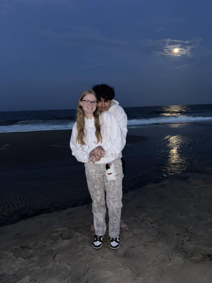 photo Friday Arianna Smith This is my boyfriend and I on my graduation:Senior week! (June 12th). The waves were so calm and pretty and the moon was beautiful while shining on the water!.