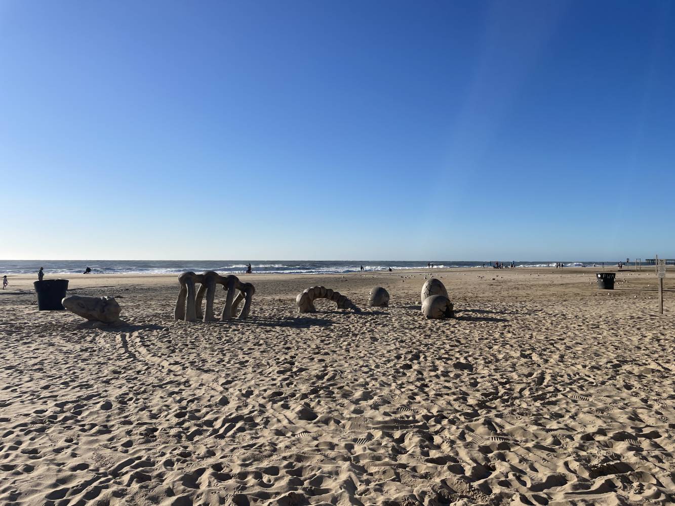 Time to play on the beach again!